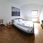 Gaestezimmer / Weingut Peter بيت ضيافة Wachenheim an der Weinstraße