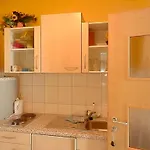 Gaestezimmer / Weingut Peter بيت ضيافة