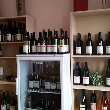 Guest house Gaestezimmer / Weingut Peter Wachenheim an der Weinstrasse