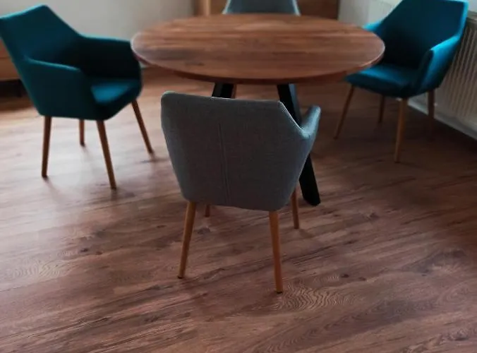 Gaestezimmer / Weingut Peter 3*