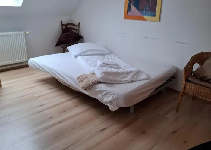 Gaestezimmer / Weingut Peter