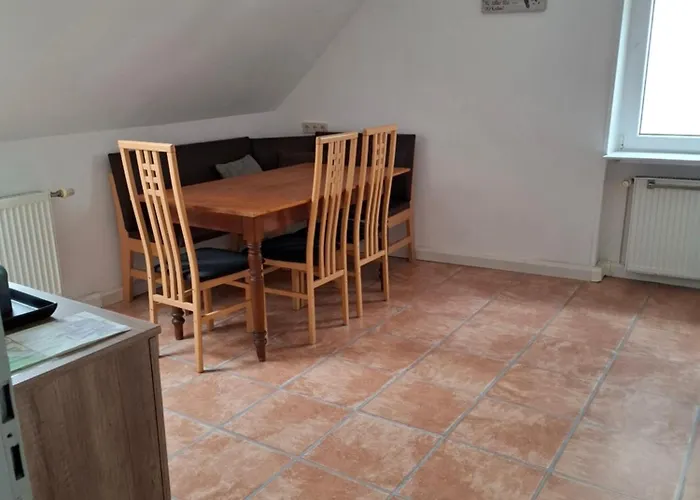 Gaestezimmer / Weingut Peter Guest house