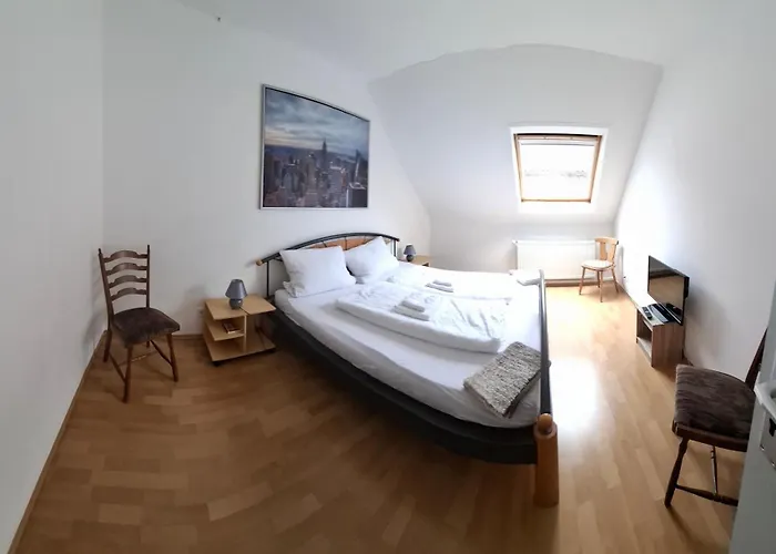 Gaestezimmer / Weingut Peter Gasthuis Wachenheim an der Weinstraße