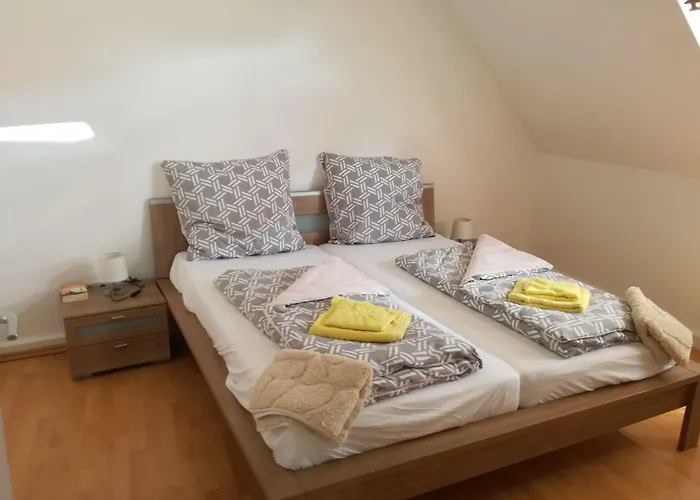 Gaestezimmer / Weingut Peter Gasthuis