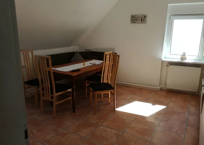 Gaestezimmer / Weingut Peter 3*