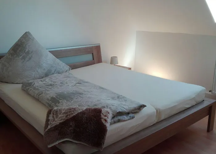 Gaestezimmer / Weingut Peter Guest house 3*