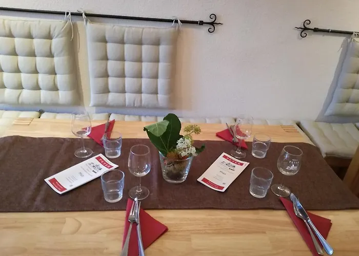 Gaestezimmer / Weingut Peter 3*